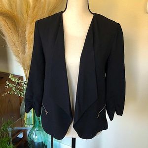 Black Blazer with 3/4 Sleeves & Lapel Detail - SzL